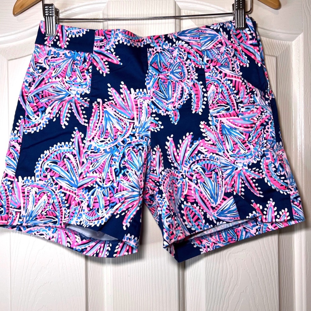 Lilly Pulitzer Aribeth Shorts Navy Pink Tropical Floral Print Size 0